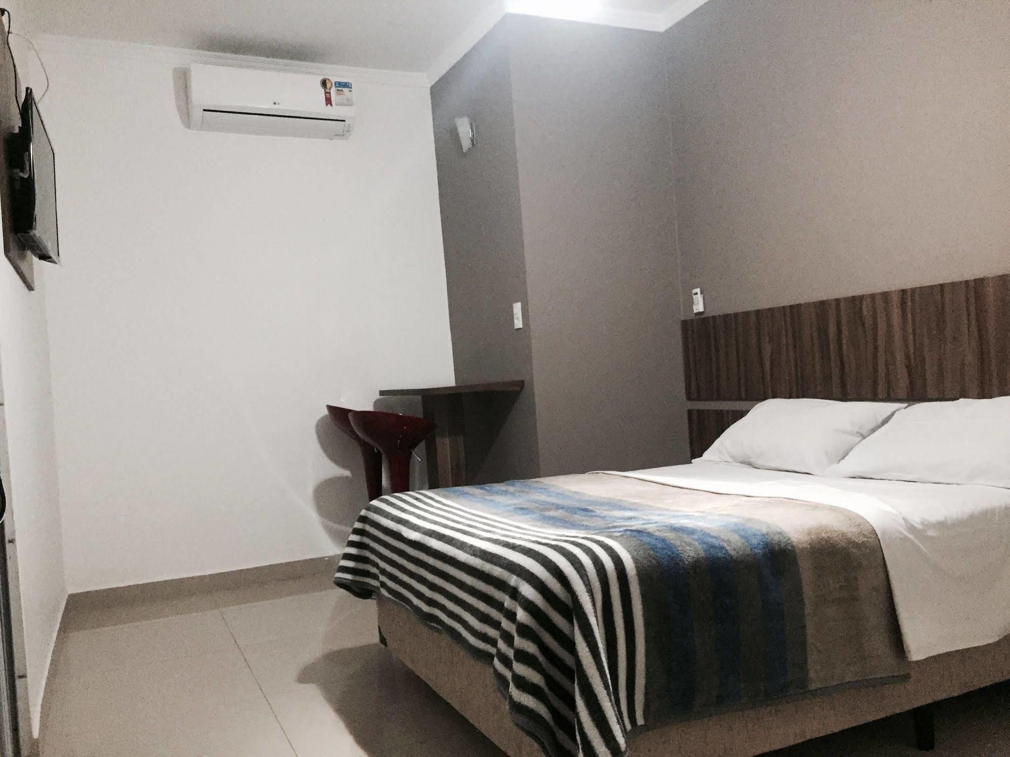 Hotel Tupinamba 瓜卢流斯 外观 照片