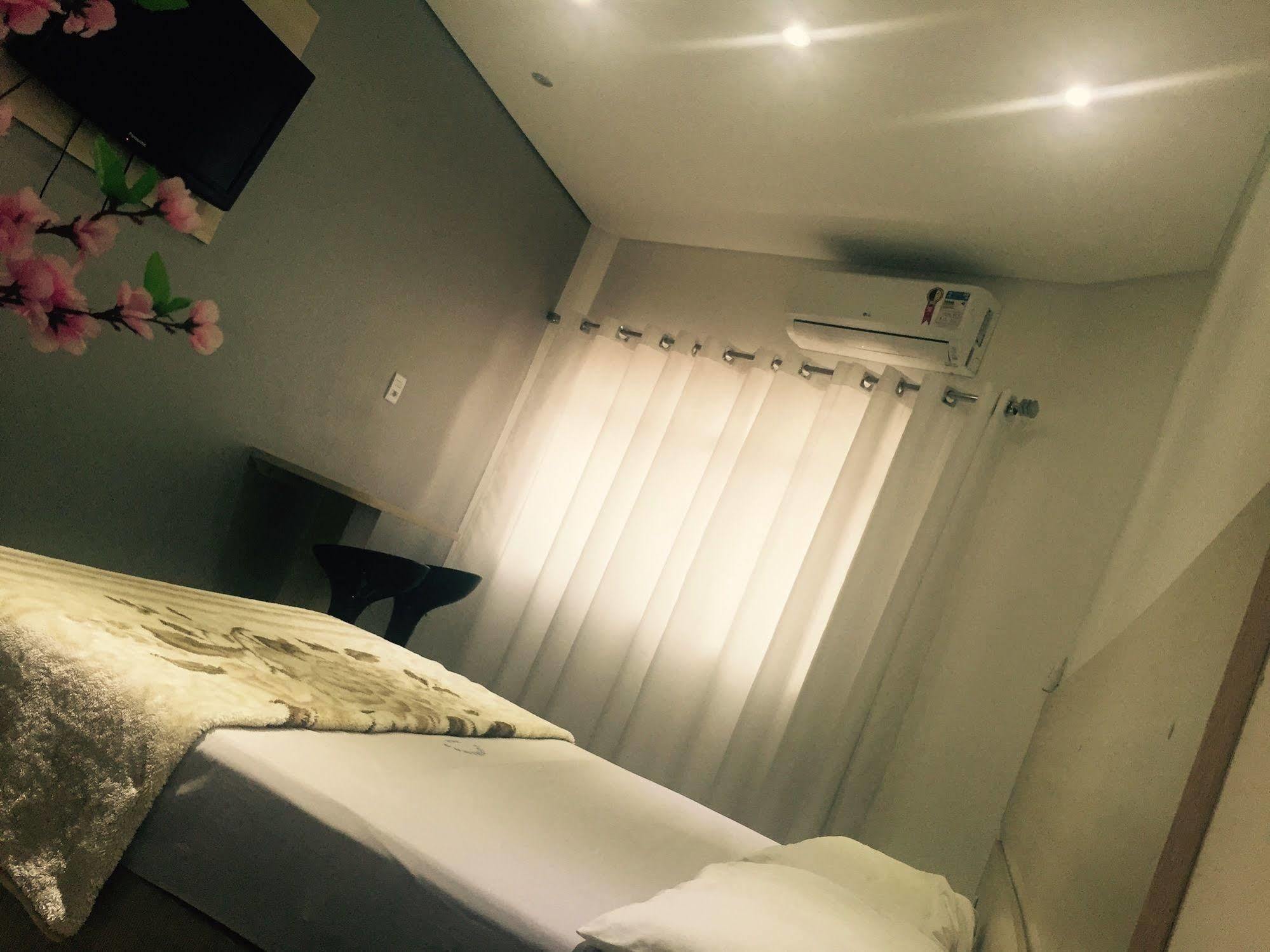 Hotel Tupinamba 瓜卢流斯 外观 照片