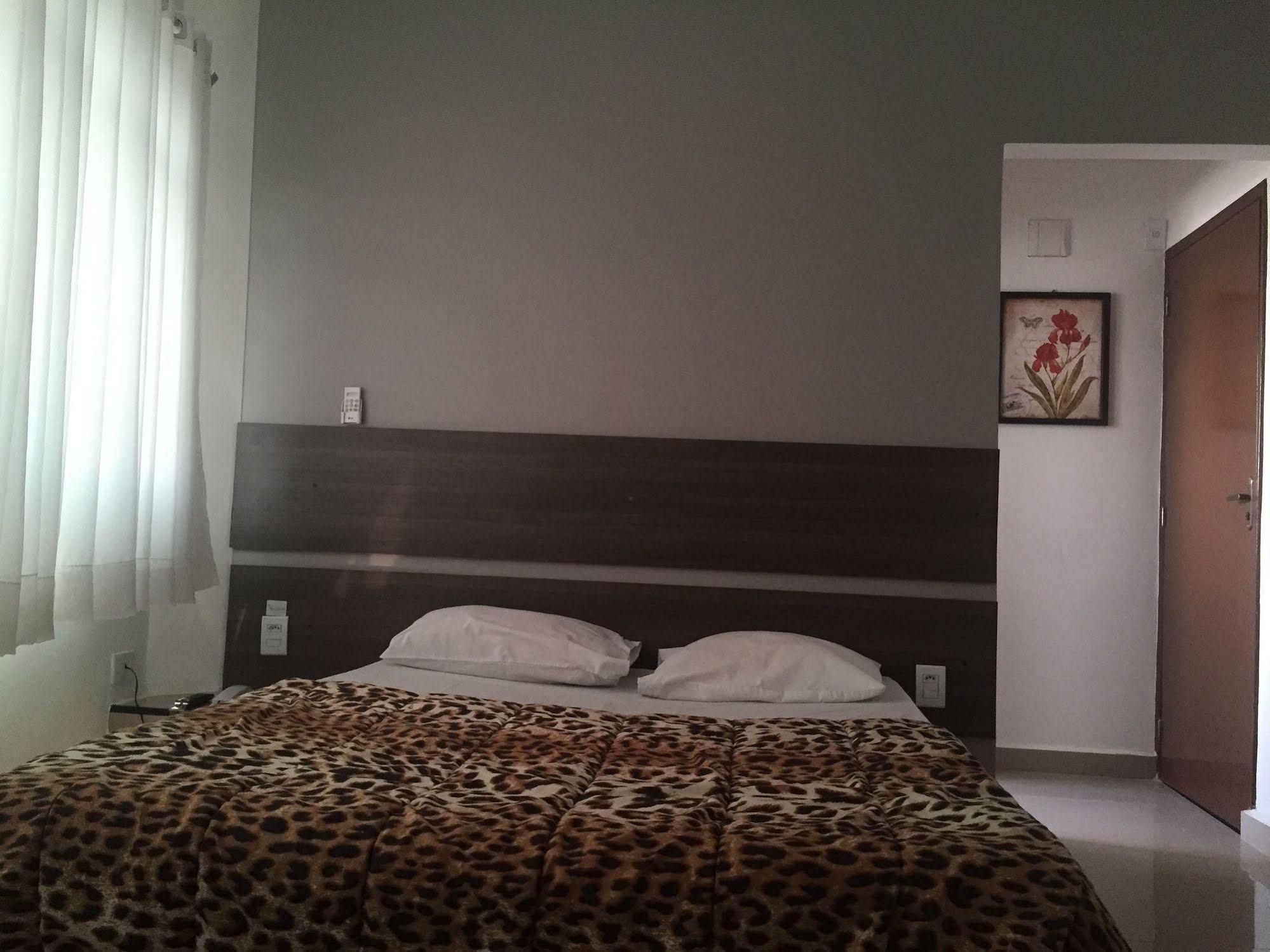 Hotel Tupinamba 瓜卢流斯 外观 照片