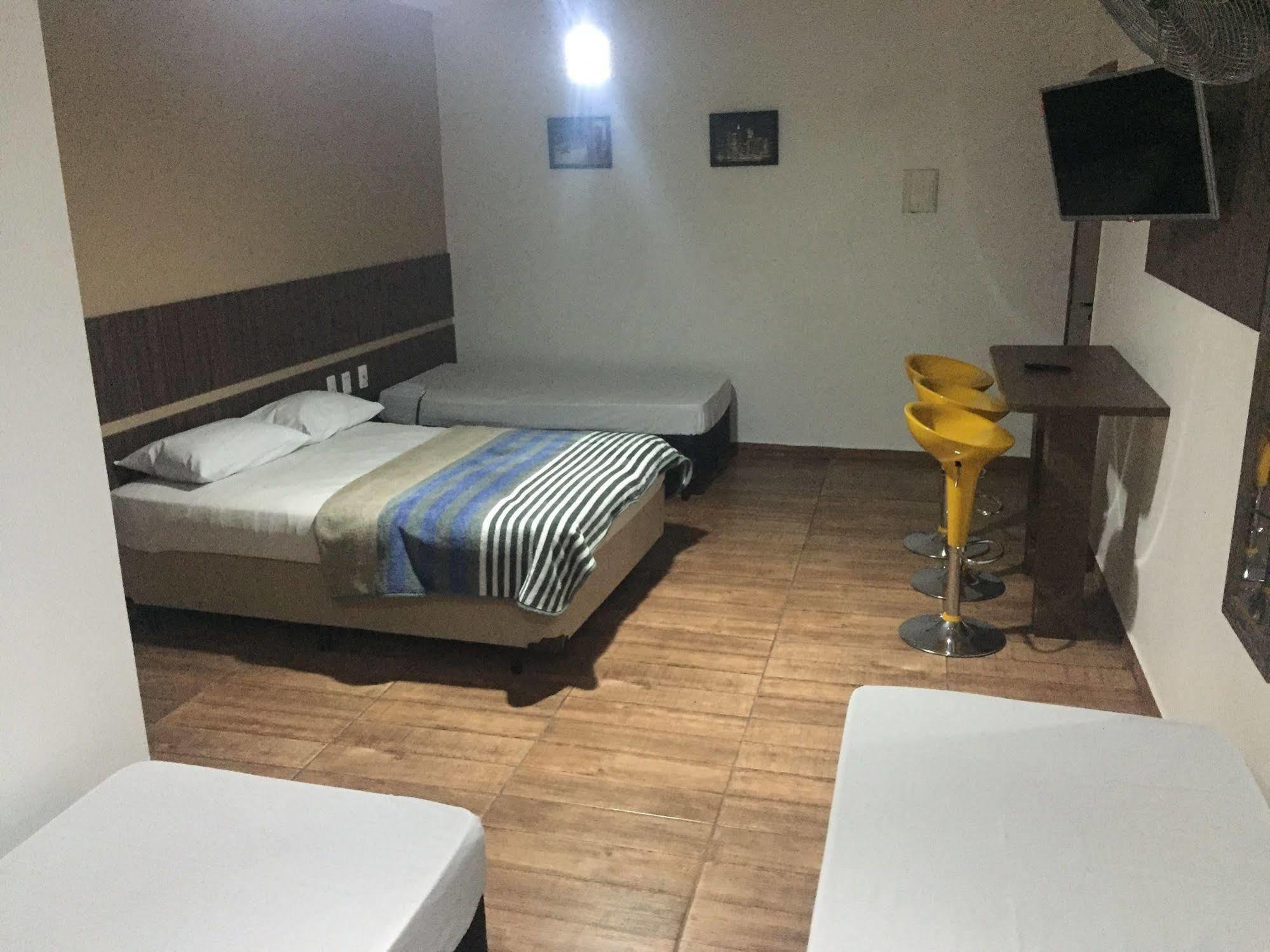 Hotel Tupinamba 瓜卢流斯 外观 照片